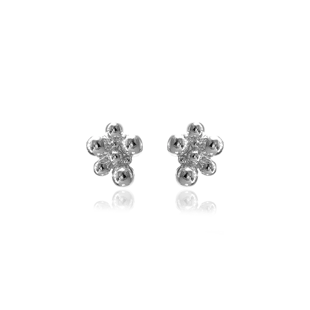 ioaku-berry-stud-silver