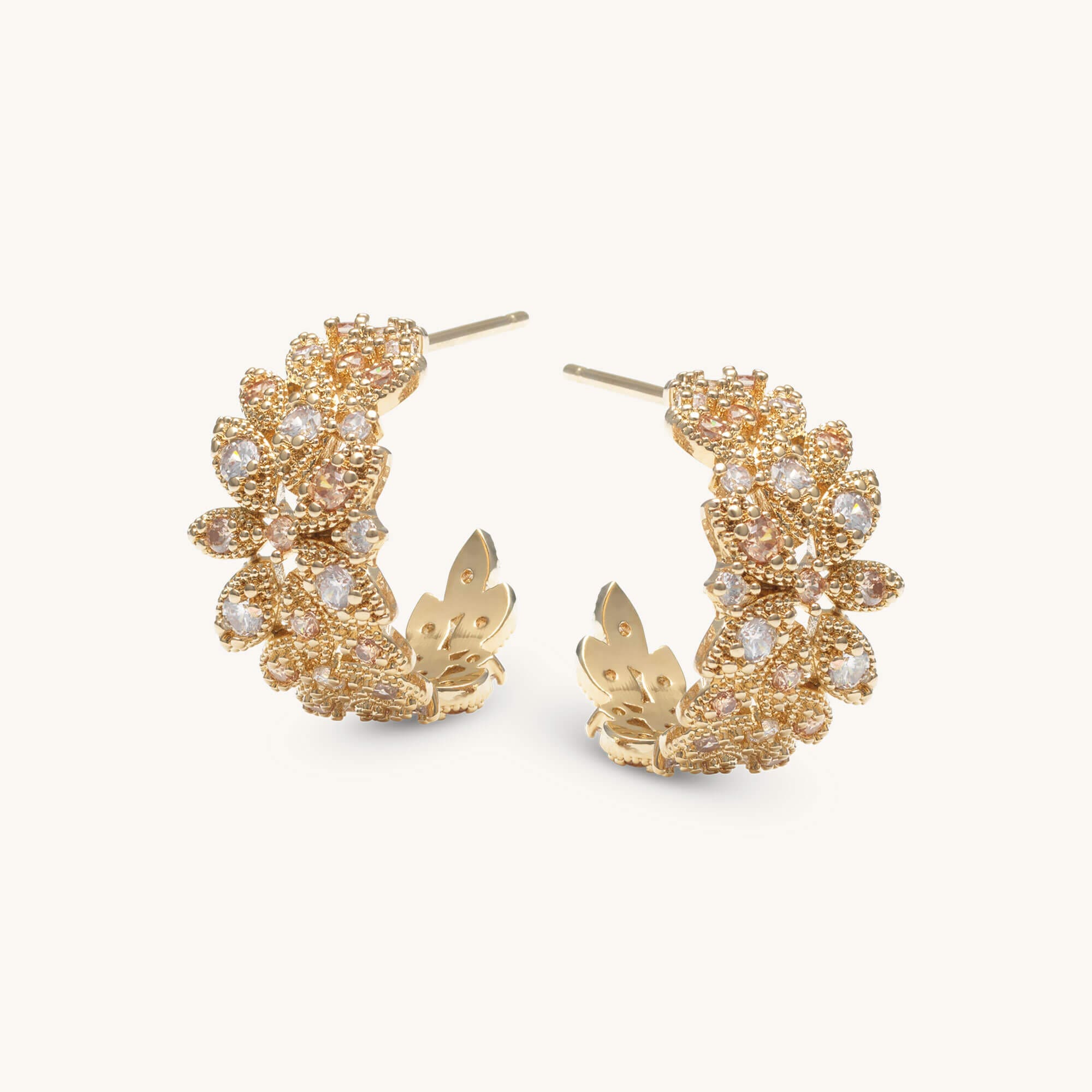 Lily & Rose Laurel Hoops Earrings – Gold